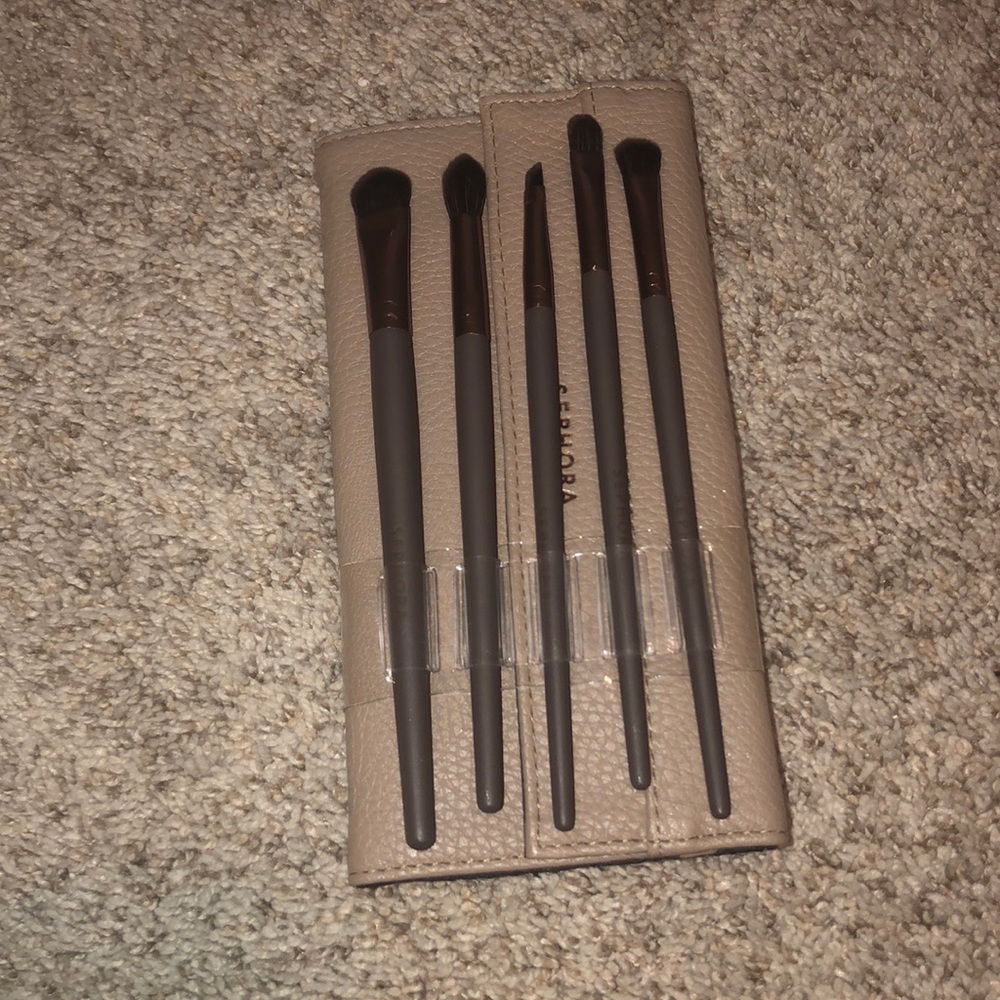 Sephora eyeshadow brushes